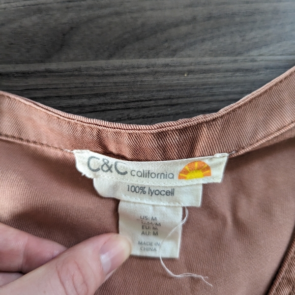 Women's Long Sleeve Pink Button Up Medium - Picture 5 of 8